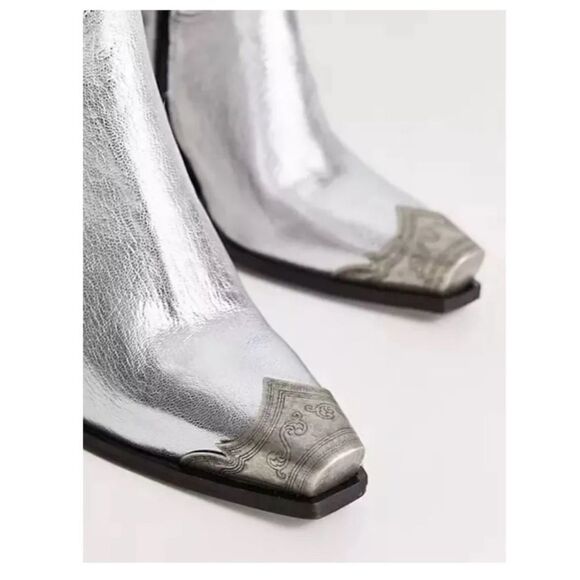 Free People Brayden Western Boot in Pewter/ size 38 - Picture 5 of 12